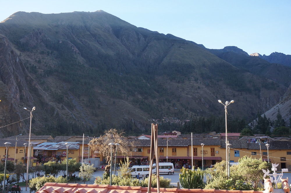 Wasi Away Hostel Ollantaytambo Exteriör bild